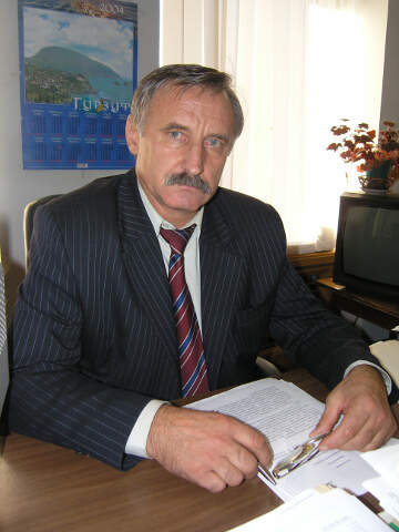 Г. Демидов: &laquo;Референдум 1991 года &mdash; первый опыт реализации основного принципа Конституции, провозглашающего народ источником власти&raquo;.