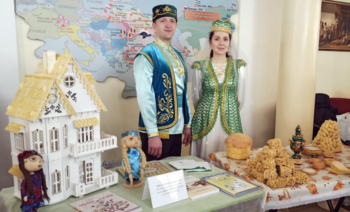 В этот день на столе должен быть сладкий чак-чак
