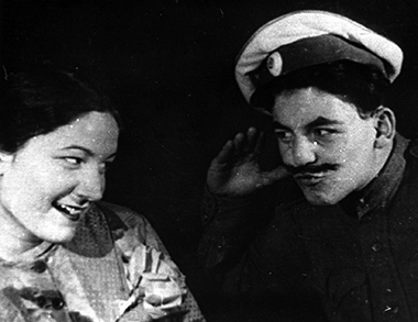 &laquo;Любовь Яровая&raquo; (1927). Швандя &mdash; М. Горский, Дунька &mdash; Е. Долинская.